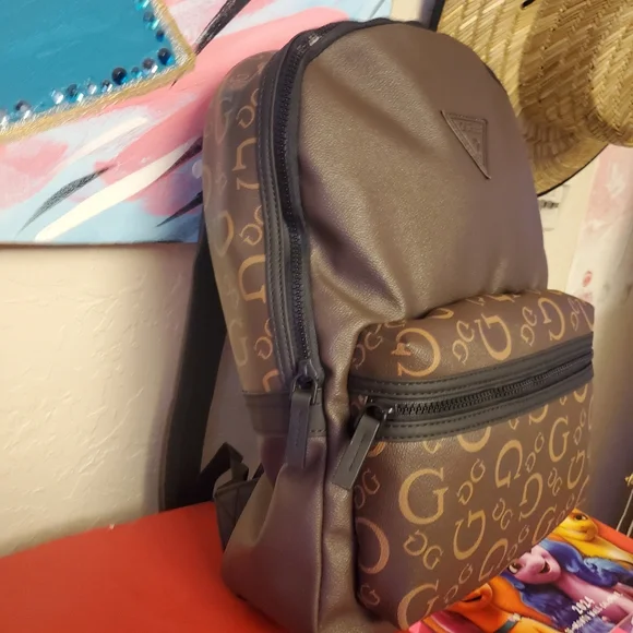 Guess Backpack - Picture 3 of 4